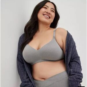 torrid Gray Wireless Scoop Neck Comfort Bra